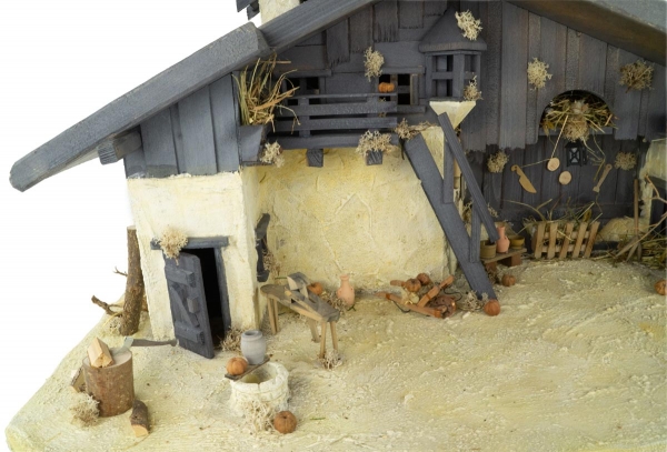 Preview: Stimmungsvolle Weihnachtskrippe Gotthard dunkel inkl. 24-tlg. Figurensatz K 002, Maße Krippe: ca. 90 x 40 x 40 cm