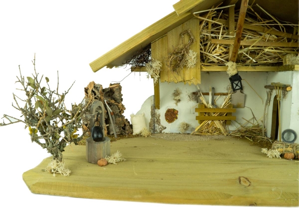 Preview: Traditionelle Weihnachtskrippe Hersbruck inkl. 12-tlg. Figurensatz K 001, Maße Krippe: ca. 66 x 30 x 31 cm