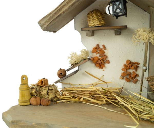 Preview: Traditionelle Weihnachtskrippe Treuf inkl. 4-tlg. Figurensatz K 001-01, Maße Krippe: ca. 30 x 11 x 18 cm