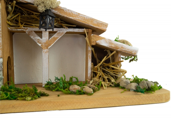 Preview: Festliche Weihnachtskrippe Vorra inkl. 11-tlg. Figurensatz K 111, Maße Krippe: ca. 30 x 11 x 14 cm