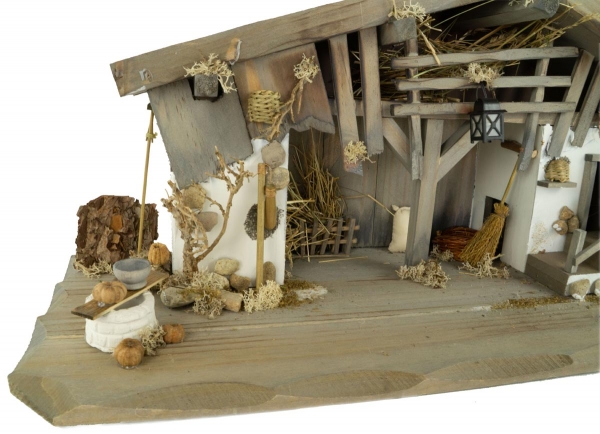 Stilvolle Weihnachtskrippe Breitenbrunn inkl. 12-tlg. Figurensatz K 650-9, Maße Krippe: ca. 60 x 23 x 26 cm